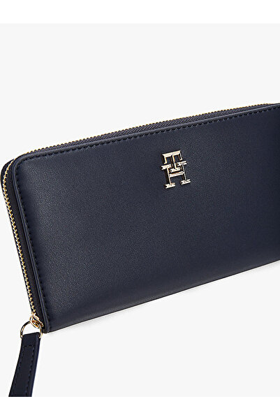 Tommy Hilfiger Women's Th Logotape Large Wallet
