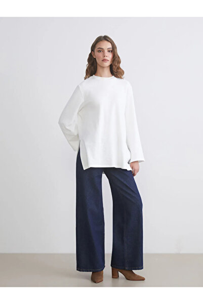 LC Waikiki تونيك نسائي كبير الحجم من LCW ModestEkru برقبة دائرية