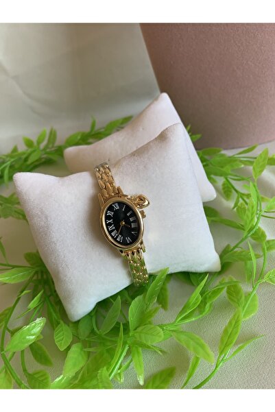 Ebruli ساعة ذهبية بقرص ملون وتصميم على شكل قلب