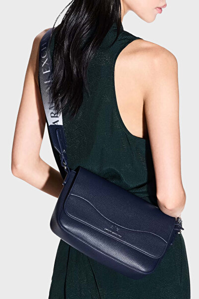 Armani Exchange Bag with Logo Removable Strap Bag 942912 Cc783 Ub102