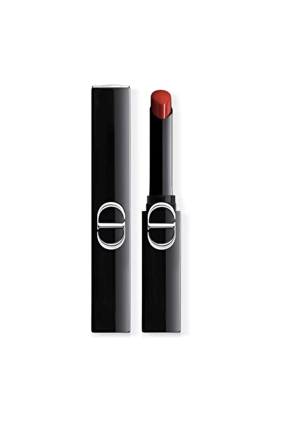 Dior Rouge On Stage - Ruj 24 saat Boyunca Nemlendirirken Kalıcı Parlak Bir Bi...