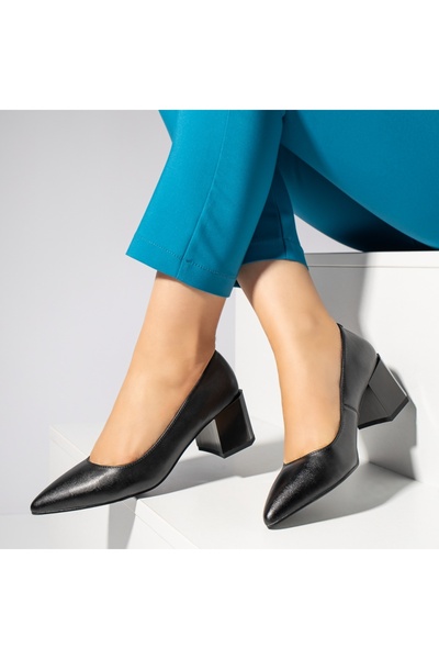 BMoD Pantofi de damă negri din piele naturală cu toc MOD12282