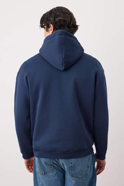 Trendyol Collection Μπλε ναυτικό Oversize/Φαρδιά κοπή Εσωτερικό φλις/Ζεστό βαμβακερό φούτερ Unisex TMNAW22SW1462