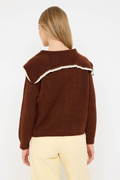 Trendyol Collection Teen Brown Soft Textured Lacing Detailed Knitwear Cardigan Twoaw26Hi00210