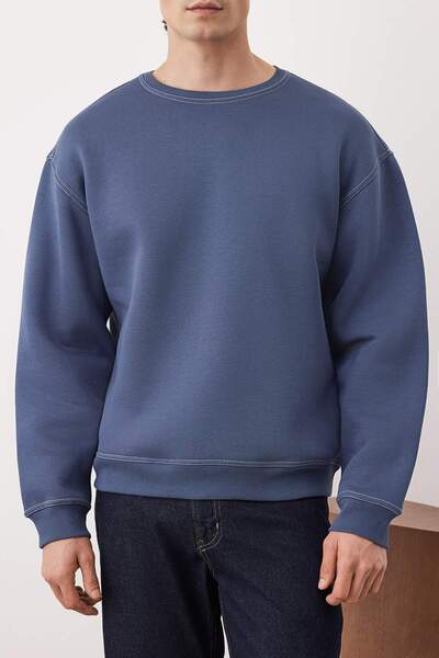 Trendyol Collection Pale Indigo Oversize/Wide Cut Contrast Stitching Detail Crew Neck Sweatshirt Tmnaw24Sw00011