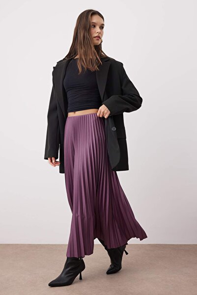 Trendyol Collection Фіолетова А-силуетна/дзвіноподібна спідниця з плісированою максі-довжиною з еластичного трикотажу TWOSS24ET00041