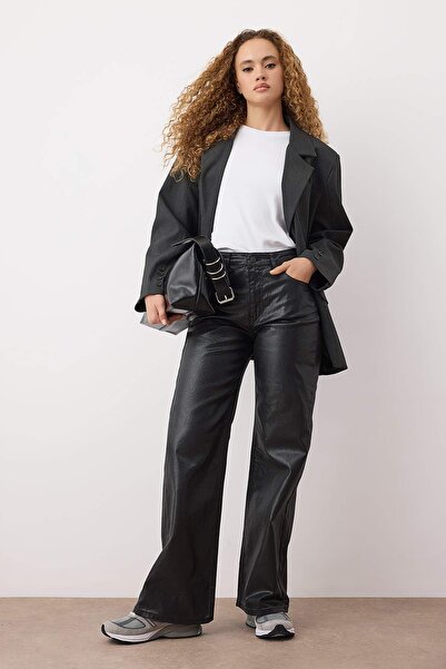 Trendyol Collection Black Plated High Waist Wide Leg Jeans Twoaw26Je00156