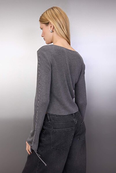 Trendyol Collection Anthracite Premium Yarn/Special Yarn Lace Detailed Knitwear Sweater Twoaw26Kz00205