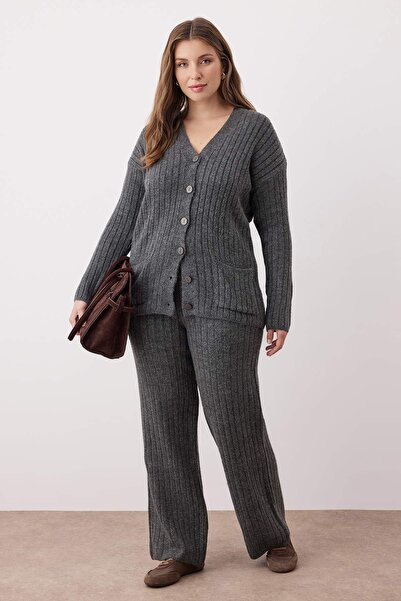 Trendyol Curve Anthracite Button Detailed Knitwear Bottom - Top Set Tbbaw26Cp00009