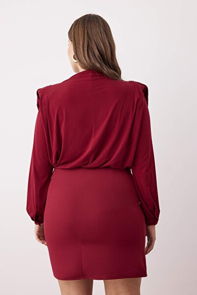 Trendyol Curve Μπορντό Μίνι Μεγάλο Μέγεθος Φόρεμα με επένδυση με λεπτομέρεια με κουμπιά TBBAW25AH00117