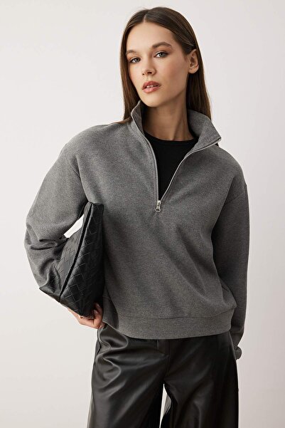 Trendyol Collection Anthracite Regular/Normal Fit Half Zip Thick Knitted Sweatshirt Twoaw26Sw00059