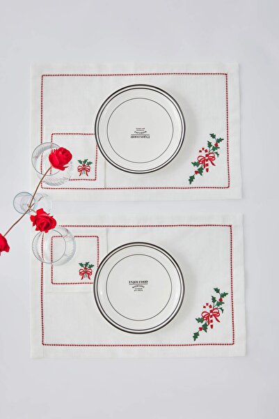 TRENDYOLMİLLA HOME 2-Pack Christmas Themed American Serviettes 32X48Cm & 2-Pack Cocktail Napkins 15X15Cm Tphaw26Run00002