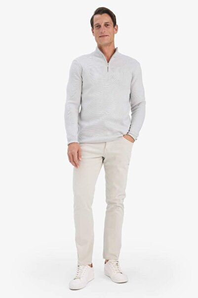 DeFacto Standard Fit Regular Cut Stand Collar Half Zip Basic Plain Knitwear Sweater (25 Au)