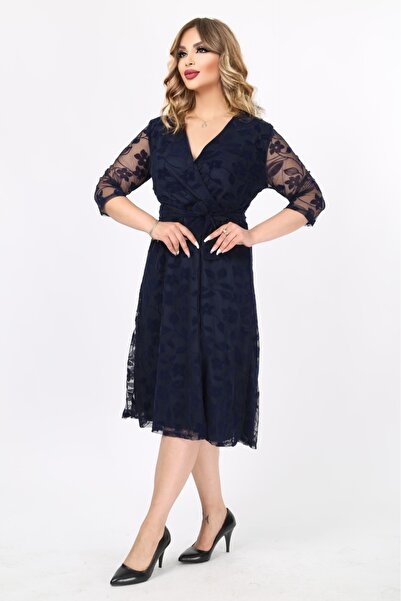 rotop Rochie eleganta, cu broderie catifelata, cu decolteu in V