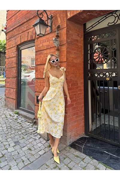 VİSKALİ Çiçek Desenli Astarlı Omuz Bağlamalı Sarı Büzgü Detaylı Elbise