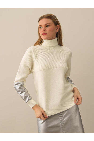 Xint Kadın Ekru Regular Fit Yünlü Kazak