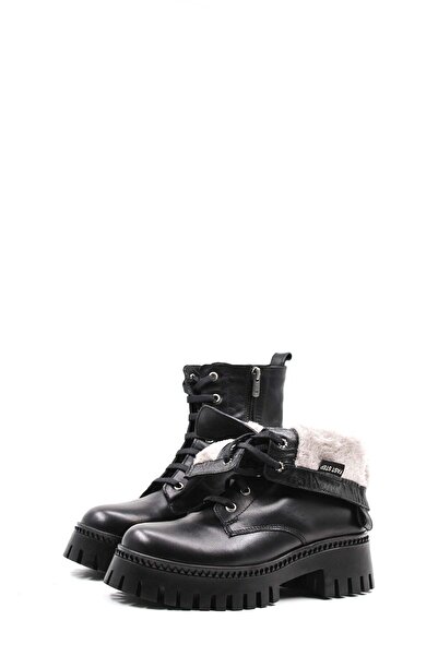 TUGERDİ Hakiki Deri Siyah Kürklü Bağcıklı Fermuarlı Kadın Postal Bot TG090101...