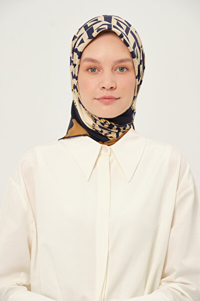 Madame Polo Μοτίβο Φουλάρι Twil Αντιολισθητικό 90x90 εκ. Καφέ Νυχτερίδα