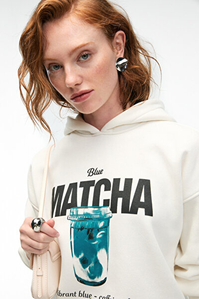 GRIMELANGE Yanmesa Women's Oversize Print and Embroidery Detailed Long Sleeve Hooded White Sweatshirt