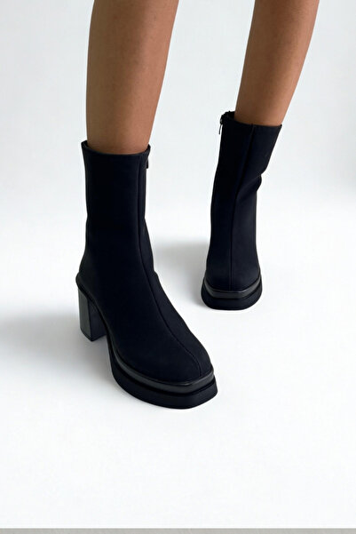 inizio Μαύρες γυναικείες μπότες με χοντρό τακούνι Nubuck P8023