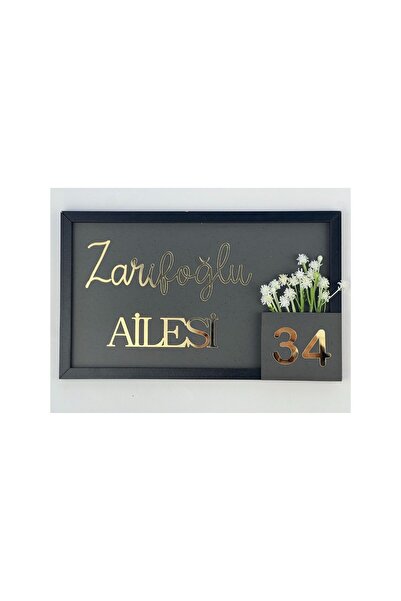 HippoDeco Kişiye Özel Gri Ahşap Çerçeveli Aile İsmi ve Kapı Numarası Tabelası – Dekoratif Kapı Süsü
