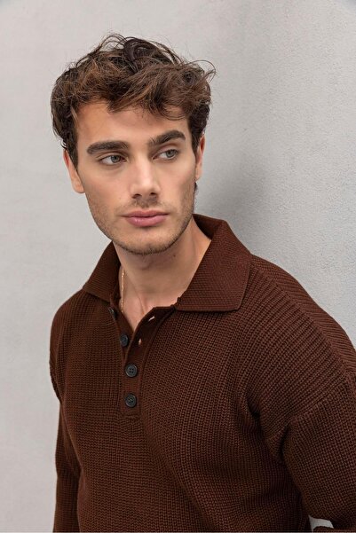 Valiberta Оверсайз пуловер от Солун с 4 копчета и полукопчеста релаксирана кройка за мъже - кафе