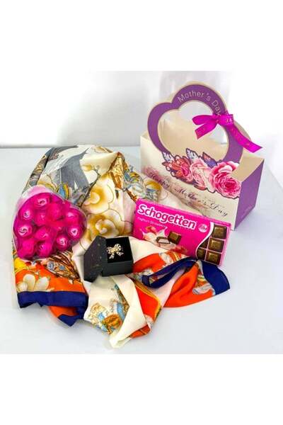 velve Pachet Spring, esarfa dama, ciocolata ,cutie acetofan cu trandafiri din...