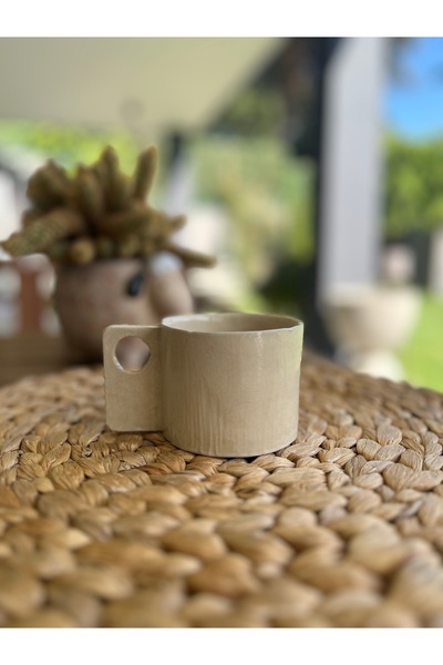 Me Gusta Home كوب من الخزف الحجري مستطيل الشكل بمقبض