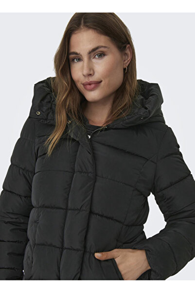 ONLY Siyah Kadın Kaban ONLLINA PUFFER COAT CC OTW