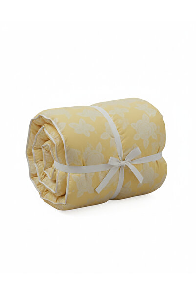 Pernador Duvet with 15% goose down and feather, 200 x 220 cm, Cream with silver roses