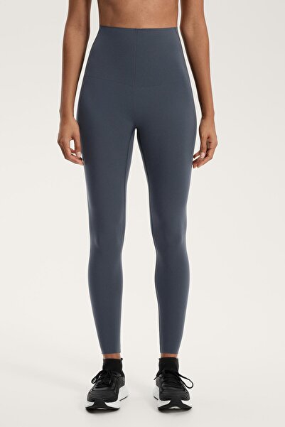 Oysho Compressive core control bilek hizasında tayt