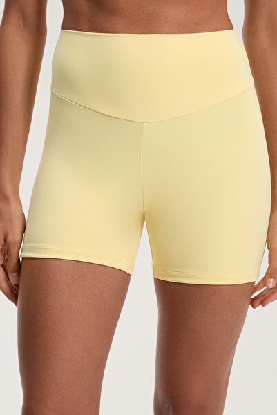 Oysho Comfortlux high-rise 10cm hot pants