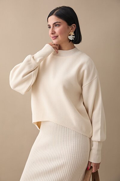 InStyle Ecru súprava úpletu so šatami s balónovými rukávmi