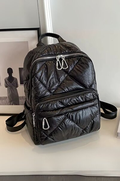 Ecrou Shiny Quilted Backpack Black