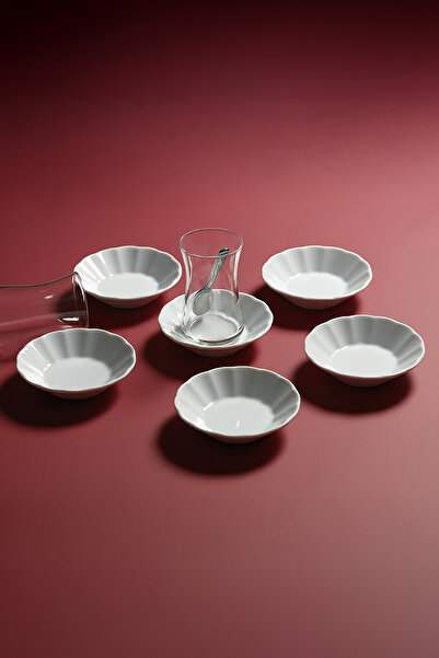 EminHome Güral Porcelain Novice Tea Plate