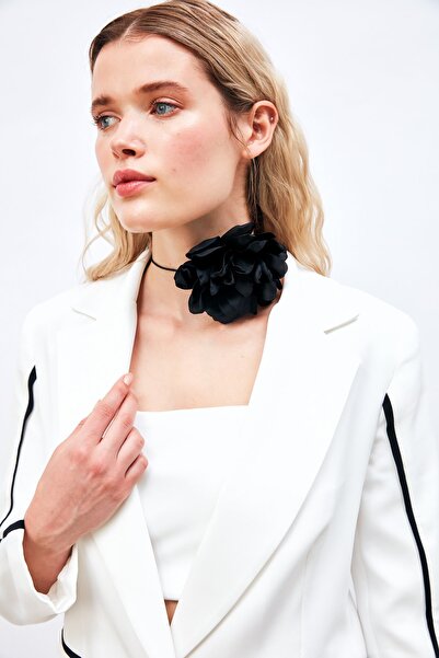 Sateen Контрастний саляш-піджак - Екрю