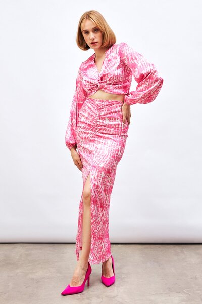 Sateen Yırtmaç Detaylı Desenli Uzun Etek - Pembe