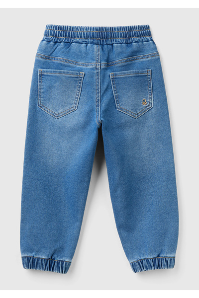 United Colors of Benetton Erkek Çocuk Mavi Arka Cebi Logolu Lastik Paça Ağartılmış Denim Pantolon