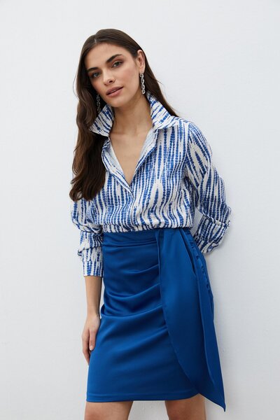 Sateen Тъмносиня ежедневна риза с шарки