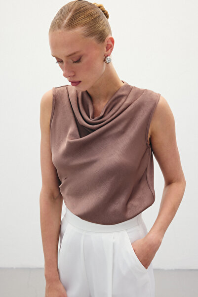 Sateen Degaje Yaka Saten Bluz - Kahve