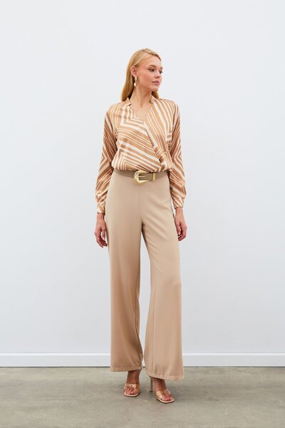 Sateen Kruvaze Desenli Bluz - Kahve