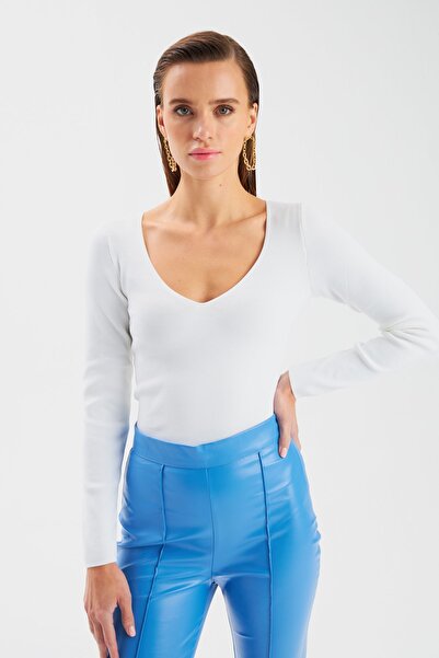 Sateen V Yaka Crop Triko - Ekru