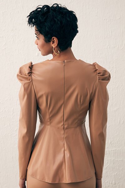 Sateen Кръстосана кожена блуза - камел