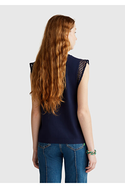 United Colors of Benetton Γυναικείο μπλουζάκι με λεπτομέρεια με δαντέλα Navy Blue, ελαστικό αμάνικο