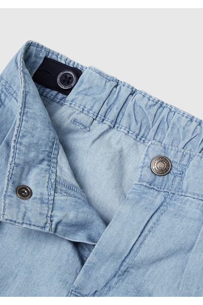 United Colors of Benetton Kız Çocuk Açık Denim Arka Beli Lastikli Logo İşleme Detaylı Şönil Şort