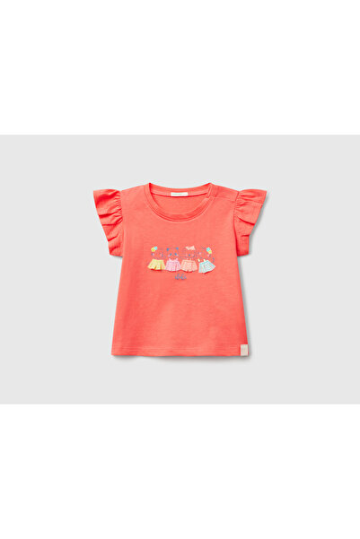 United Colors of Benetton تي شيرت برقبة دائرية وملصق بشعار Baby Coral