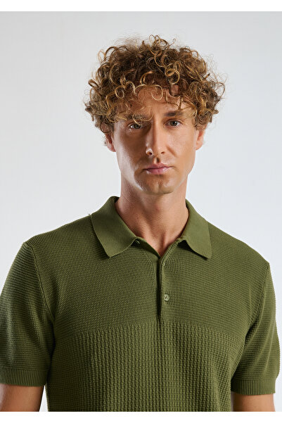 United Colors of Benetton Men's Khaki 100% Cotton Regular Fit Knitwear Polo T-Shirt