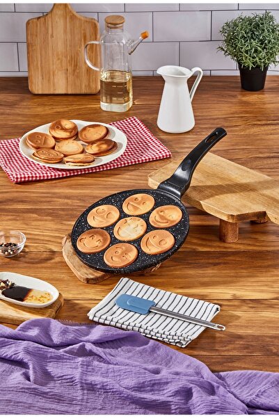 Cazoria Cast Smile Pancake Pancake