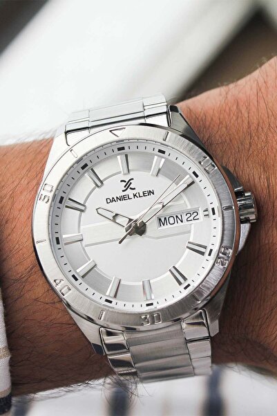 Daniel Klein DK348330 Çelik Kordonlu Erkek Kol Saati