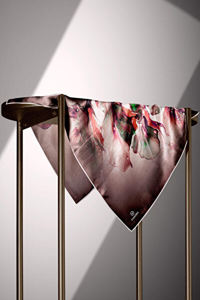 Vissona %100 Twill İpek Batik Çiçek Desenli Gül Kurusu - Pudra Renkli 90x90 Eşarp Dikim Şekli : El Dikişi